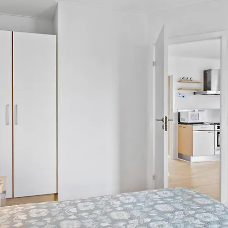 Apartment 2 Bedroom Beautiful In *