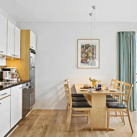 2 Bedroom Beautiful In Apartment